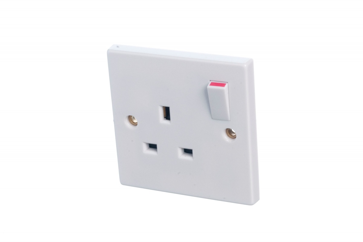13AMP 1 GANG SWITCH SOCKET